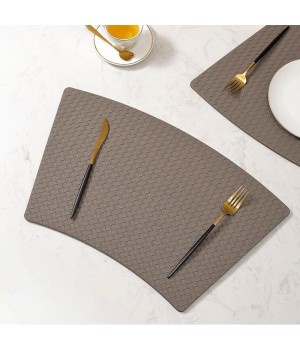 Placemats Faux Leather Place Mats Heat Resistant Waterproof Wipeable Non-Slip Dining Table Mats Tabletop Decor for DinningTable