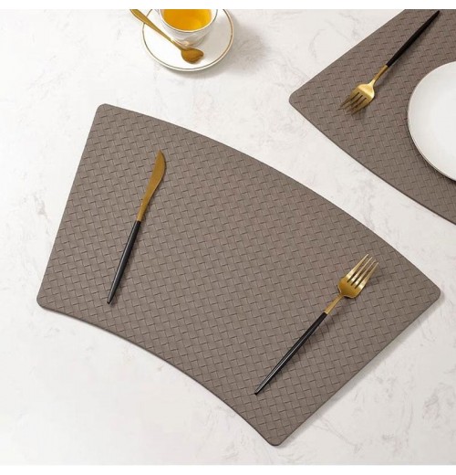 Placemats Faux Leather Place Mats Heat Resistant Waterproof Wipeable Non-Slip Dining Table Mats Tabletop Decor for DinningTable